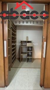 Casa de 3 alcobas en arriendo en Loma De Las Brujas, Envigado, 340 m² · foto 18 de 20