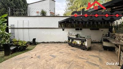 Casa de 3 alcobas en arriendo en Loma De Las Brujas, Envigado, 340 m² · foto 7 de 20