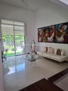 Casa de 5 alcobas en venta en Pance, Cali, 270 m² · foto 3 de 20