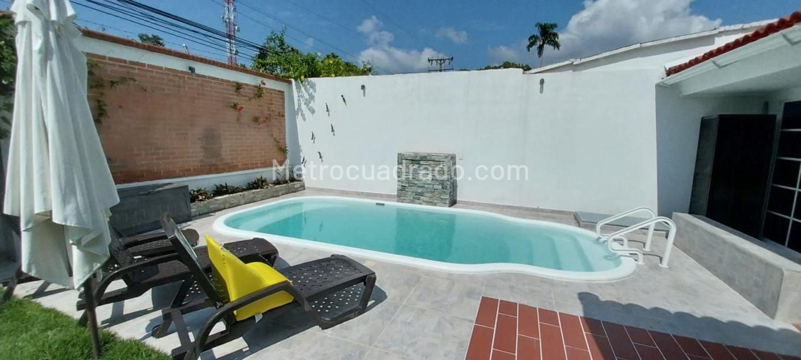 Casa de 4 habitaciones en venta en Ciudad Jardin, Cali — imagen 1 de 20