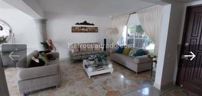 Casa de 4 alcobas en venta en Ciudad Jardin, Cali, 280 m² · foto 16 de 20