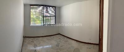 Apartamento de 4 alcobas en venta en Ciudad Jardin, Cali, 130 m² · foto 11 de 18