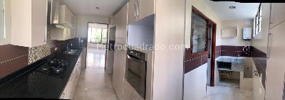Apartamento de 4 alcobas en venta en Ciudad Jardin, Cali, 130 m² · foto 2 de 18