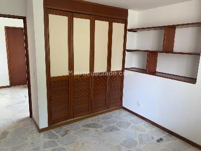 Apartamento de 4 alcobas en venta en Ciudad Jardin, Cali, 130 m² · foto 3 de 18