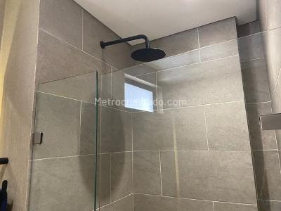 Apartamento de 2 alcobas en venta en Santa Teresita, Cali, 87 m² · foto 7 de 20