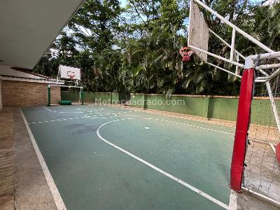 Apartamento de 2 alcobas en venta en Aguacatal, Cali, 141 m² · foto 19 de 20