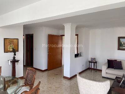 Apartamento de 4 alcobas en venta en Centenario, Cali, 190 m² · foto 11 de 20