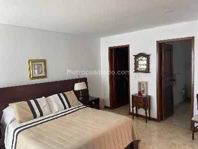 Apartamento de 4 alcobas en venta en Centenario, Cali, 190 m² · foto 18 de 20