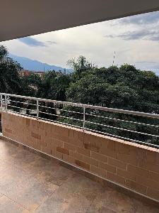Apartamento de 4 alcobas en venta en Ciudad Jardin, Cali, 153 m² · foto 11 de 19