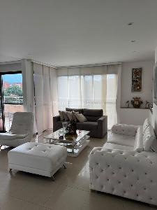 Apartamento de 4 alcobas en venta en Ciudad Jardin, Cali, 153 m² · foto 18 de 19