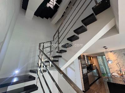 Casa de 4 alcobas en venta en Los Rosales, Barranquilla, 360 m² · foto 18 de 19