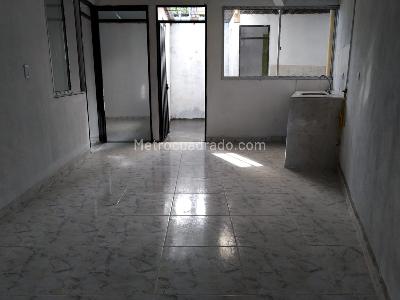 Casa de 5 alcobas en venta en La Gaviota, Ibagué, 180 m² · foto 3 de 20