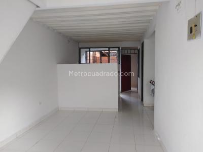 Casa de 5 alcobas en venta en San Sebastian, Ibagué, 180 m² · foto 2 de 19