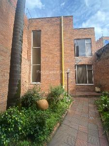 Casa de 5 alcobas en venta en Verbenal San Antonio, Bogotá, 490 m² · foto 4 de 20