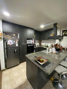 Casa de 5 alcobas en venta en Suba Salitre, Bogotá, 306 m² · foto 5 de 20