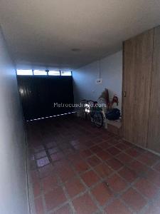 Casa de 5 alcobas en venta en San Luis Galerias, Bogotá, 440 m² · foto 19 de 19