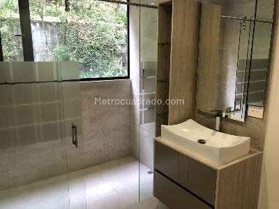 Apartamento de 4 alcobas en venta en Quintas De Santa Barbara, Bogotá, 455 m² · foto 17 de 20
