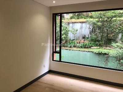 Apartamento de 4 alcobas en venta en Quintas De Santa Barbara, Bogotá, 455 m² · foto 18 de 20
