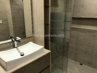 Apartamento de 4 alcobas en venta en Quintas De Santa Barbara, Bogotá, 455 m² · foto 19 de 20
