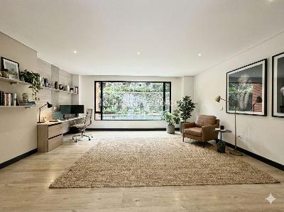Apartamento de 4 alcobas en venta en Quintas De Santa Barbara, Bogotá, 455 m² · foto 2 de 20