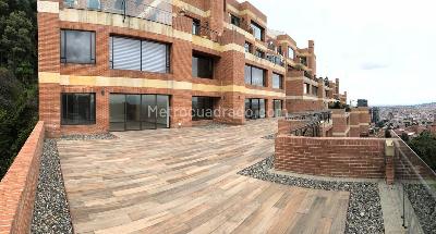 Apartamento de 4 alcobas en venta en Quintas De Santa Barbara, Bogotá, 455 m² · foto 4 de 20