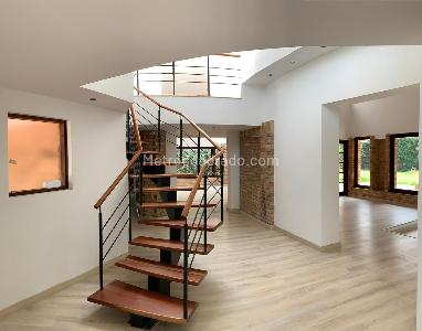 Casa de 5 alcobas en venta en Quintas De Serrezuela, Mosquera, 581 m² · foto 2 de 9