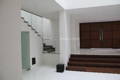 Casa de 5 alcobas en venta en Seminario Chico, Bogotá, 830 m² · foto 4 de 20