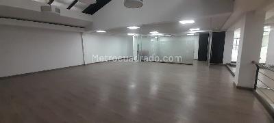 Warehouse for rent in TOBERIN, Bogotá