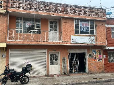 Casa de 5 alcobas en venta en Chucua De La Vaca I, Bogotá, 297 m² · foto 2 de 20