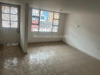 Casa de 5 alcobas en venta en Chucua De La Vaca I, Bogotá, 297 m² · foto 4 de 20