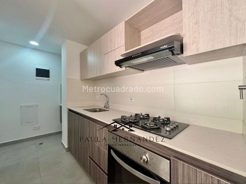 Piso – Envigado, La Mina, Valle de Aburrá - Más