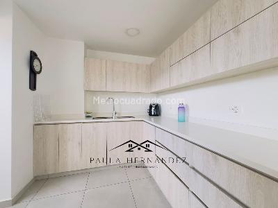 Apartamento de 3 alcobas en venta en Belen La Palma, Medellín, 127 m² · foto 4 de 20