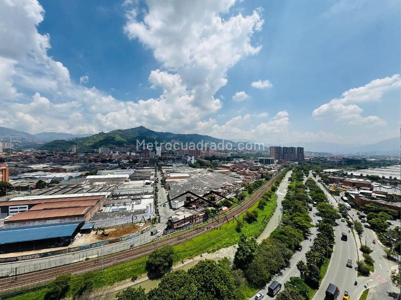 Piso – Envigado, Valle de Aburrá - Más