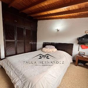 Casa de 3 alcobas en venta en Transversal Intermedia, Envigado, 164 m² · foto 16 de 20