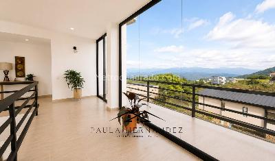 Casa de 5 alcobas en venta en Alto Del Escobero, Envigado, 215 m² · foto 16 de 20