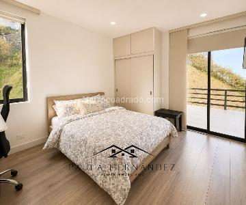Casa de 5 alcobas en venta en Alto Del Escobero, Envigado, 215 m² · foto 17 de 20