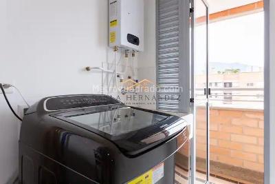 Apartamento de 2 alcobas en venta en Parque Itagui, Itagüí, 66 m² · foto 4 de 20