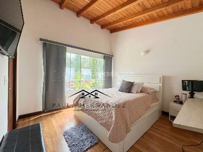 Casa de 3 alcobas en venta en Loma Benedictinos, Envigado, 198 m² · foto 10 de 20