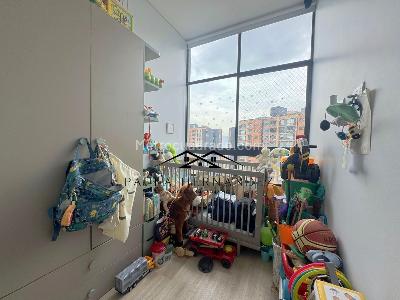 Apartamento de 3 alcobas en venta en Loma De Las Brujas, Envigado, 81 m² · foto 11 de 20