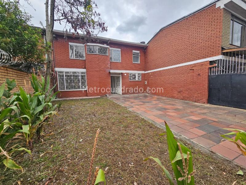 Casa en Arriendo, LA ESMERALDA, Bogotá D.C.