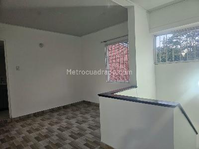 Casa en arriendo en La Esmeralda, Bogotá · foto 11 de 19