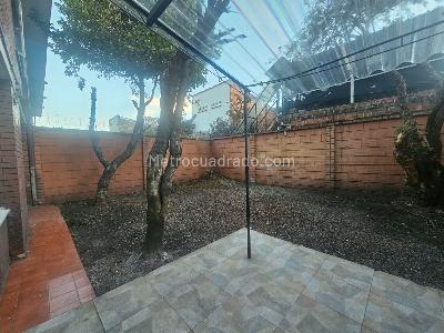 Casa en arriendo en La Esmeralda, Bogotá · foto 18 de 19