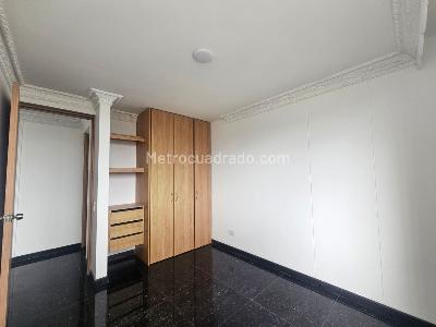 Apartamento de 4 alcobas en venta en Barrios, Bogotá, 83 m² · foto 18 de 20