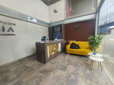 Apartamento de 4 alcobas en venta en Barrios, Bogotá, 83 m² · foto 2 de 20