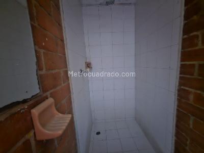 Apartamento de 3 alcobas en venta en Aures I Lagos De Suba, Bogotá, 52 m² · foto 13 de 17