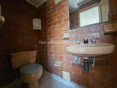Apartamento de 3 alcobas en venta en Aures I Lagos De Suba, Bogotá, 52 m² · foto 14 de 17