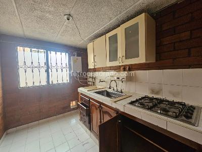 Apartamento de 3 alcobas en venta en Aures I Lagos De Suba, Bogotá, 52 m² · foto 5 de 17