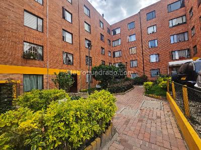 Apartamento de 3 alcobas en venta en Aures I Lagos De Suba, Bogotá, 52 m² · foto 15 de 17