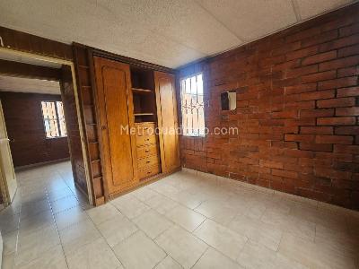 Apartamento de 3 alcobas en venta en Aures I Lagos De Suba, Bogotá, 52 m² · foto 8 de 17