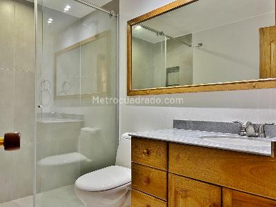 Apartamento de 3 alcobas en arriendo en Chico Cabrera, Bogotá, 165 m² · foto 7 de 15